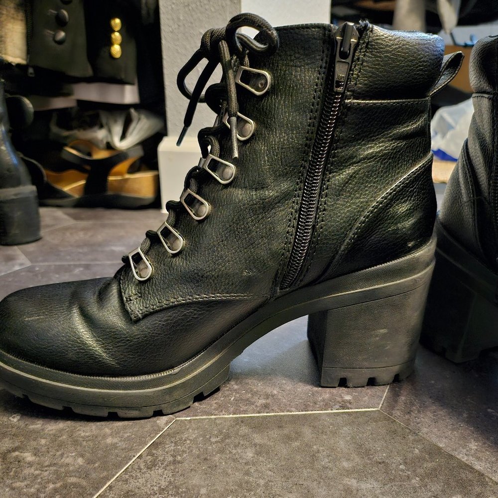 Chunky Heel Lace-up Leather Ankle Boots